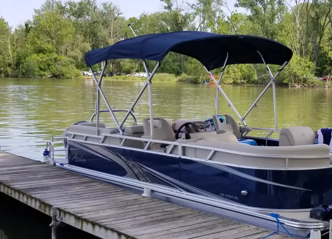 2021 Avalon Pontoon Lounger with Bluetooth Sound, 200HP in Portage, Michigan