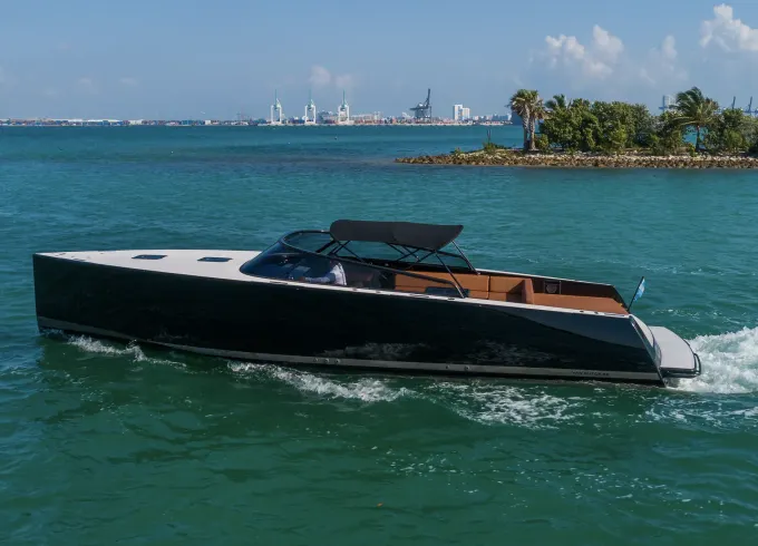VanDutch: Baddest Boat in Miami
