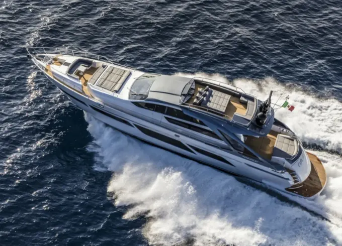 92ft Pershing 9X Motor Yacht for 10 Guests — Port d'Andratx, Mallorca