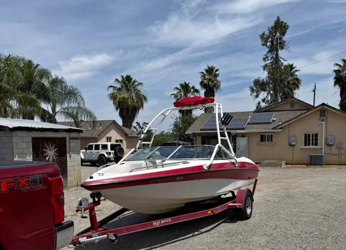2002 Bluewater 19' Open Bow Boat Rental in Lake Don Pedro, California
