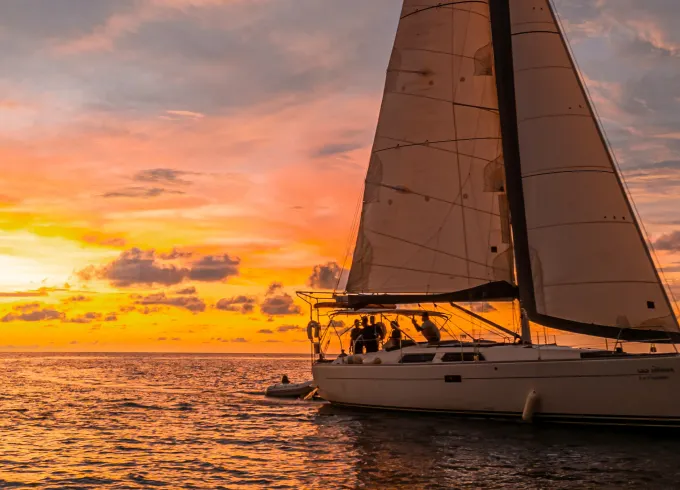 Sailing in the hearth of Phuket and the Andaman Sea Paradise