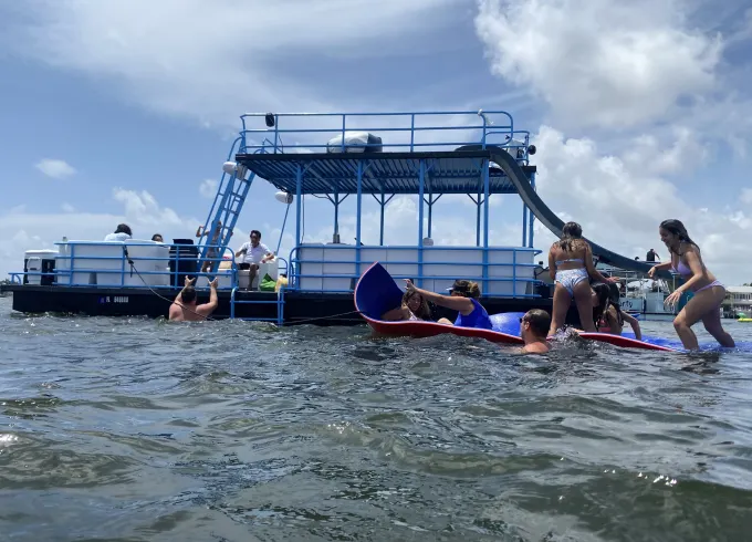 Solid Craft 32ft Double Deck Pontoon with Soundsystem