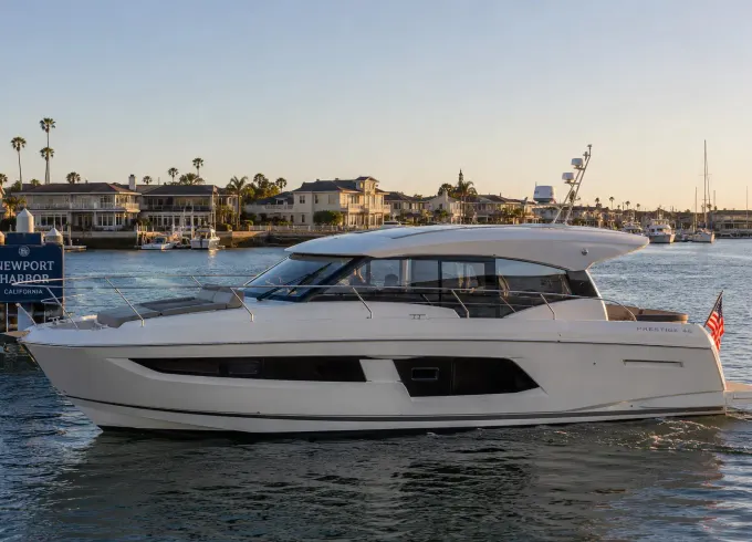 Luxury Prestige 46 Yacht Charter in Newport Harbor for 12 Guests
