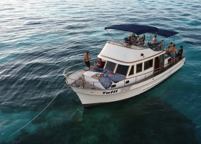 Isla Mujeres 6hr Private Tour. Ocean and Beach. Food, drinks and bbq optional.