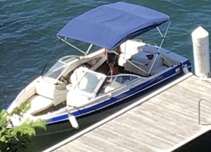 Motorboat for Rent in Sydney – Bayliner Capri 1950 (2000)
