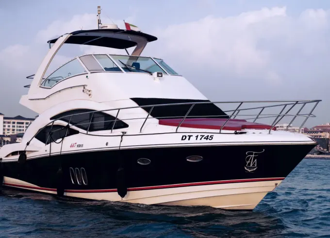 Majesty 50ft Luxury Yacht for Cruise in Dubai