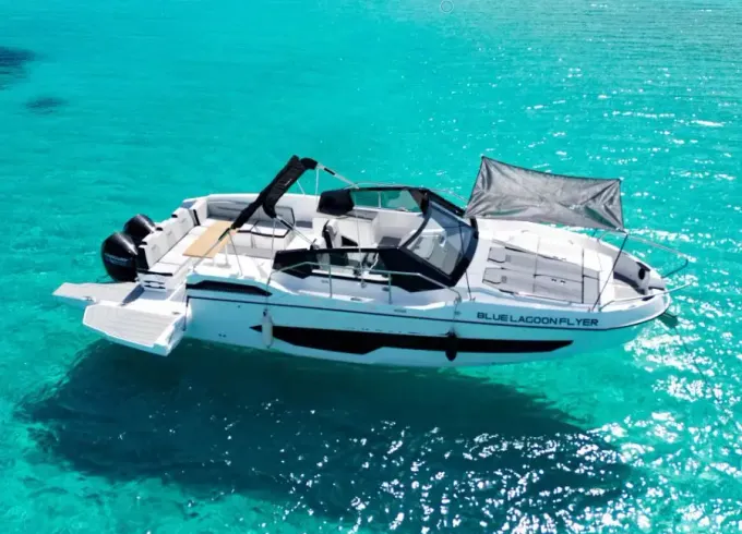 Blue Lagoon Flyer - 31ft Karnic CS10