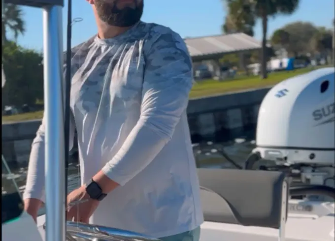 2023 Sundance B20CCR – The Ultimate Day on the Water for Family and Friends