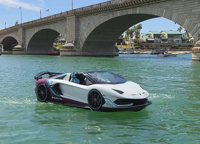 Lamborghini Jet Boat @ Bartlett Lake