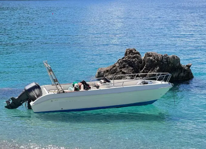 Sarande: Hidden Paradise on a Scenic Speed Boat Tour with Local Wine