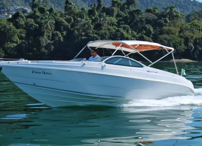 25ft Cocos Real Boat rental in Angra dos Reis, Rio de Janeiro, Brazil