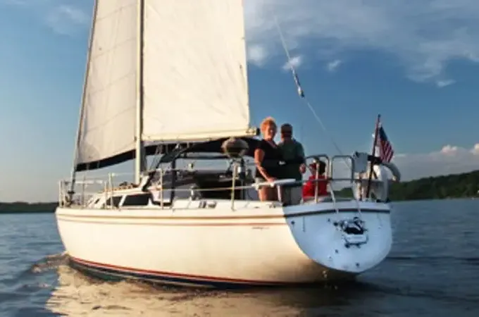 Sail the Hudson River in Kingston