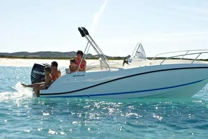 21' Deck Boat Rental for 7 people in Trogir, Croatia