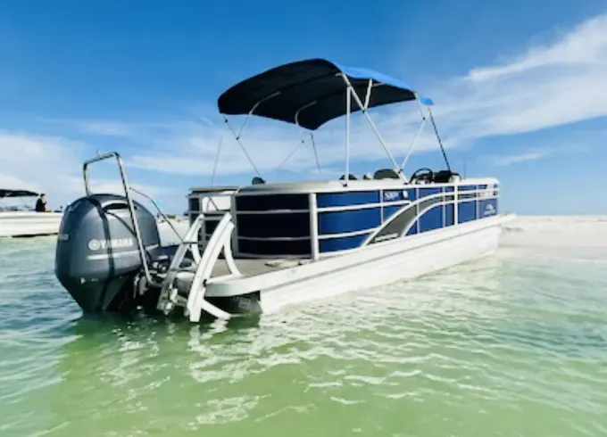 23ft Bennington Pontoon