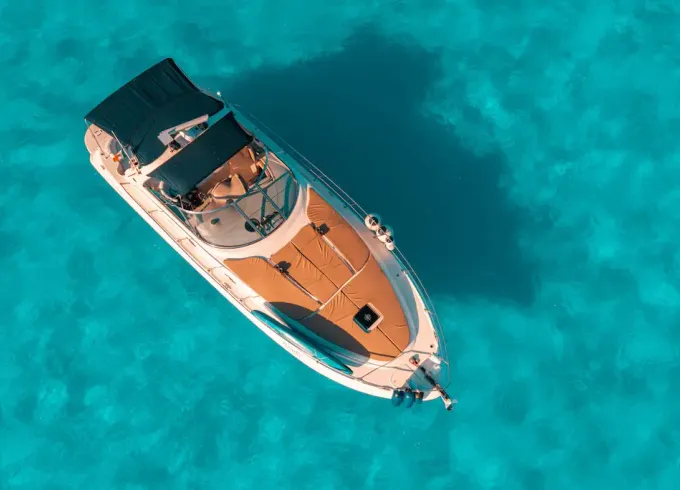 43ft SeaRay Cancun/Isla Mujeres, open bar and snacks included