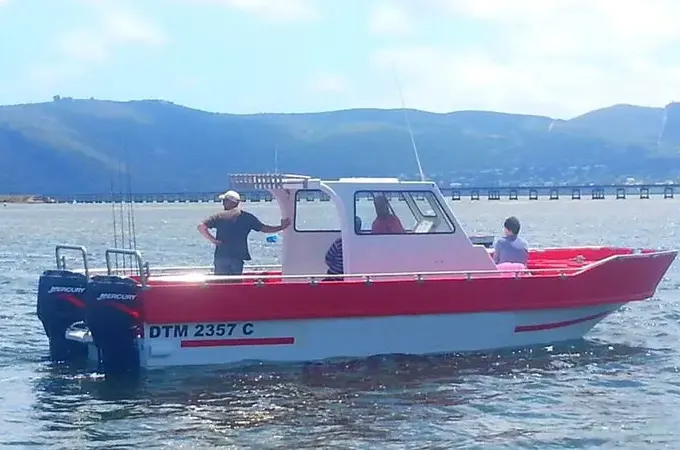 Knysna Deep Sea Fishing Charters out of the famous Knysna Heads !