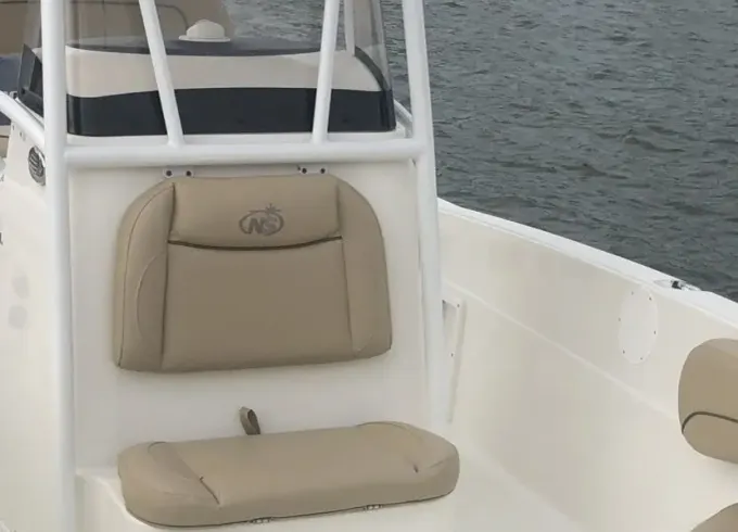 Nauticstar 231 Hybrid Center Console Boat Rental in Bradenton or Sarasota