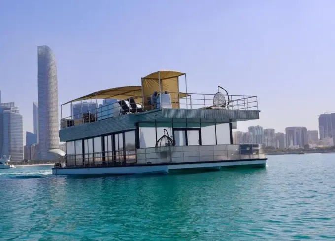 80ft Spacious Party Yacht in Abu Dhabi