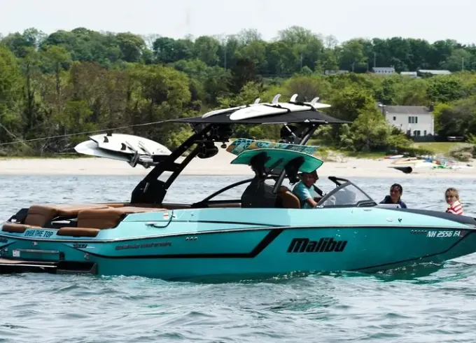 ''Over The Top'' Malibu 24mxz Bowrider Rental in Northport, New York