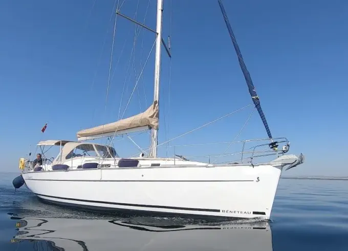2007 Beneteau Cyclades 39' Sailboat for Charter