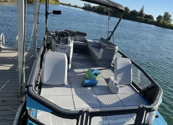 Sea Doo Switch Pontoon Boat 21ft, Berryessa