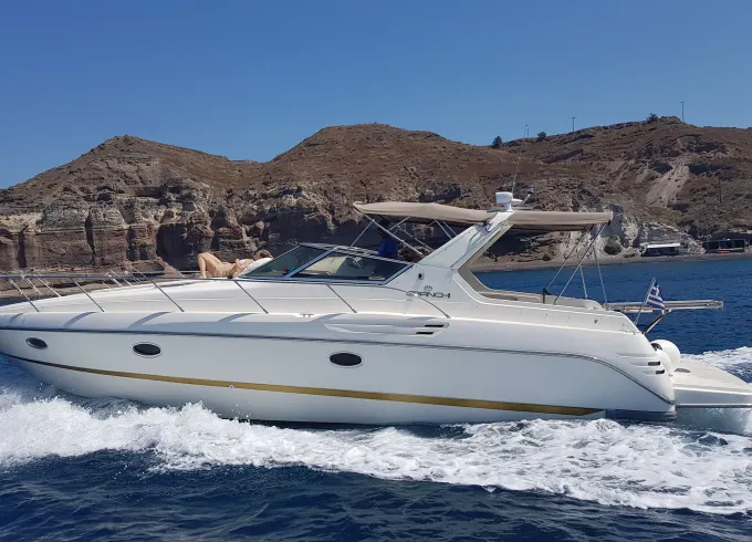 Private Yacht Cruise in Santorini with BBQ Food and Drinks