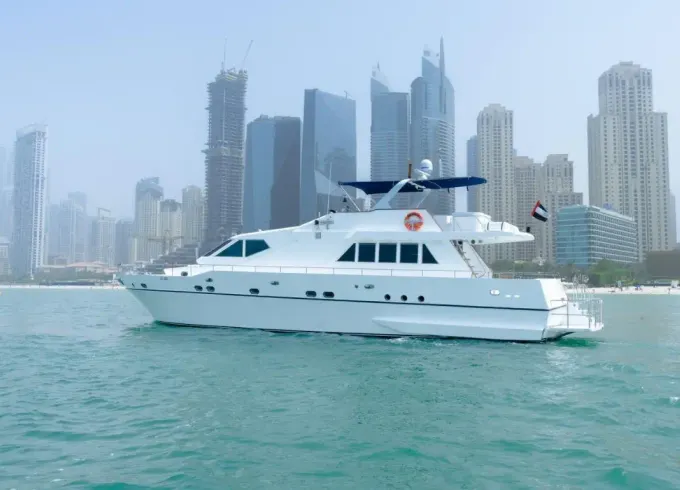 Spacious & Luxury 76ft Yacht in Dubai