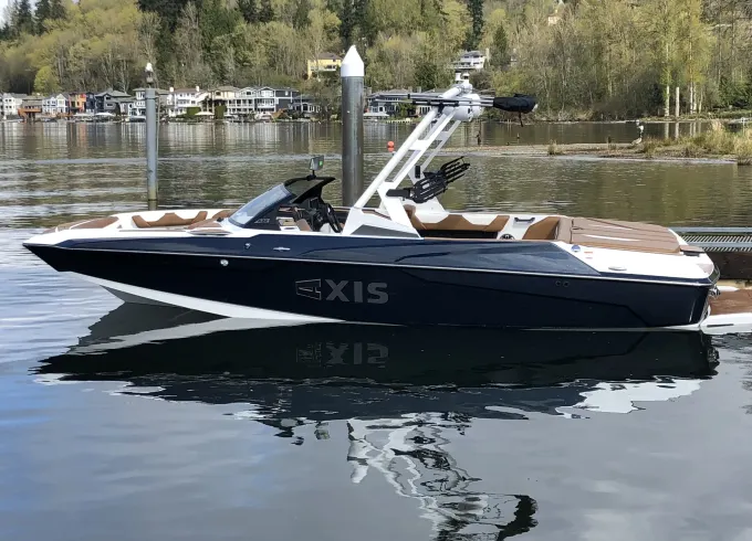 Axis A22 WakeSurf Boat North Seattle, WA (Lake Stevens/Everett/Seattle)