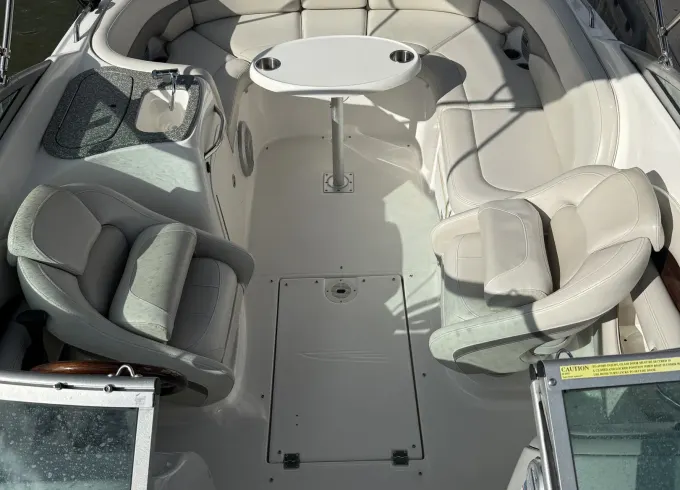 Chaparral 256 Family Cabin Cruiser