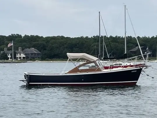 Spend the Day on Buzzards Bay - Aboard Petrel a classic Dyer 29