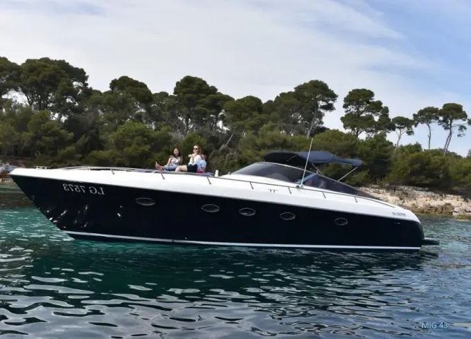 43ft MIG Motor Yacht Rental boarding in Antibes, Cannes, St Tropez or Monaco