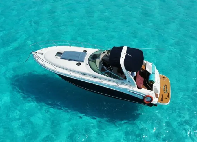 SeaRay 40 Cancun with snorkel