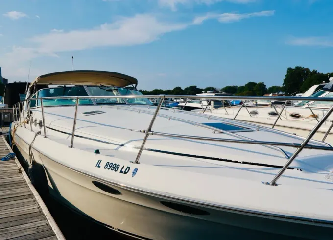 42' Sea Ray Sundancer Luxury Motor Yacht - Great For Outings! Diversey Harbor