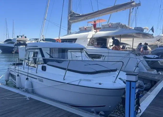 27th Jeanneau Merry Fisher Yacht - Your Perfect Unforgettable Day!