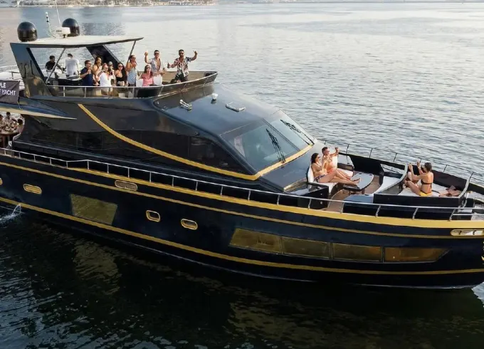 88ft Black Majesty Sovereign Yacht in Dubai