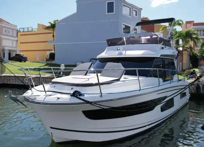Luxury 35' Jeanneau Yacht from Palmas del Mar to Vieques, Icacos, Culebra & more