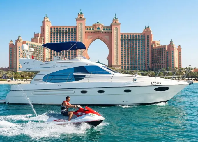 Dubai: Private 50ft Yacht Cruise with Optional Water Sports