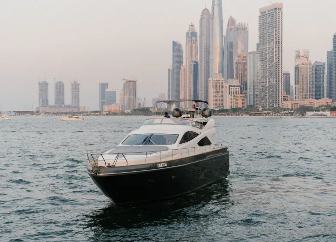 PRINCESS 70FT GREW SHARK YCAHT IN DUBAI