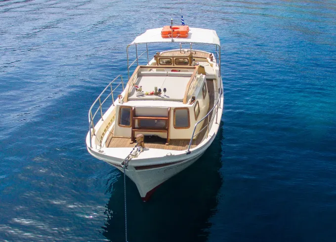 Traditional wooden for private cruises.