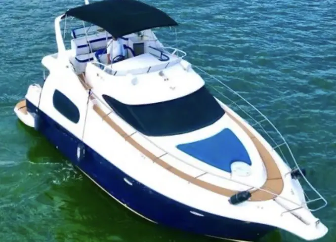 Spectacular Yacht for Groups: Premium Sound and Fun in Cartagena