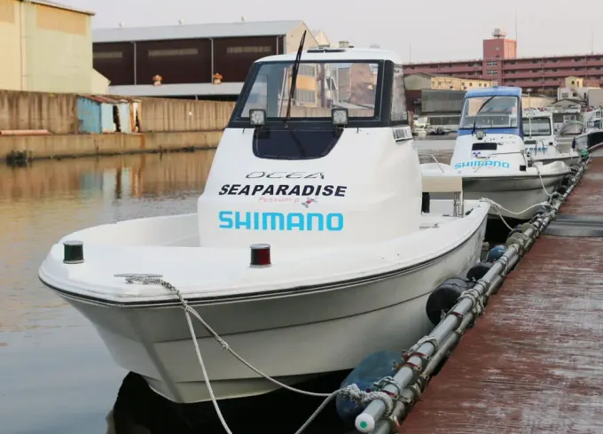 Fishing Charter at Osaka Bay!! Available for both inshore and offshore fishing!!