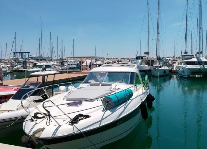 Bavaria 38 – The Perfect Day at Sea Between Freedom and Fun
