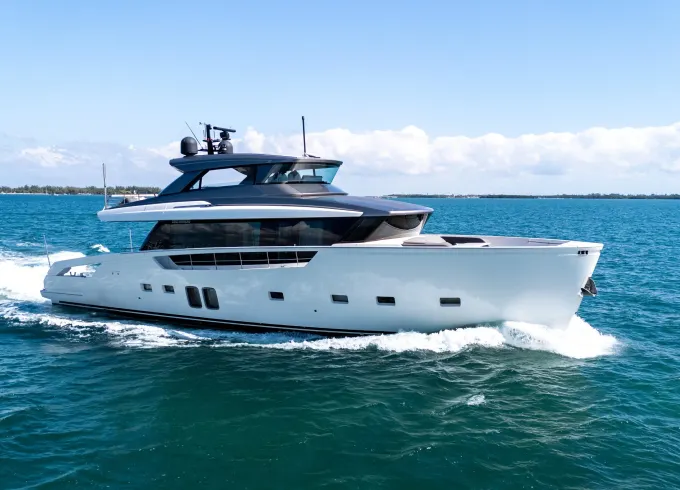 Sanlorenzo 76SX – Italian Luxury in Fort Lauderdale & Miami