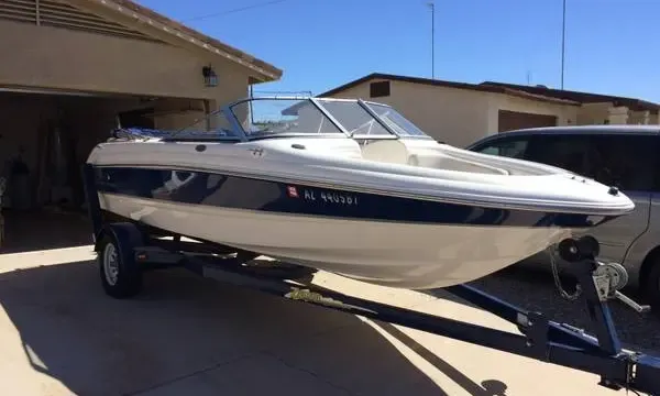 18ft Chaparral 180 SSi Bowrider Rental on Lake Tulloch, Copperopolis, California