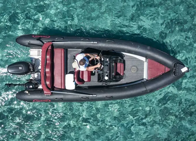 Diverib 5.50m, 140hp - Private Boat Rental in Milos, Adamas, Greece