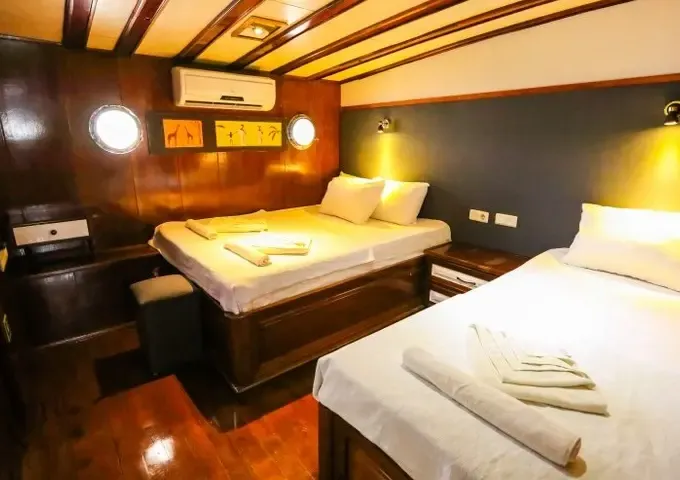 Amazing Luxury Blue Cruise Trip On 127' Holiday 10 Gulet in Fethiye, Muğla