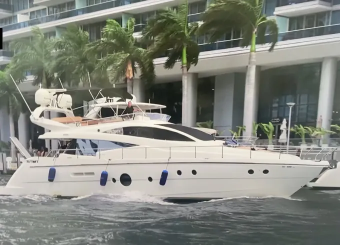 60’ Luxury Yacht Antares | 13 Guests | Party, Sandbar & VIP Miami
