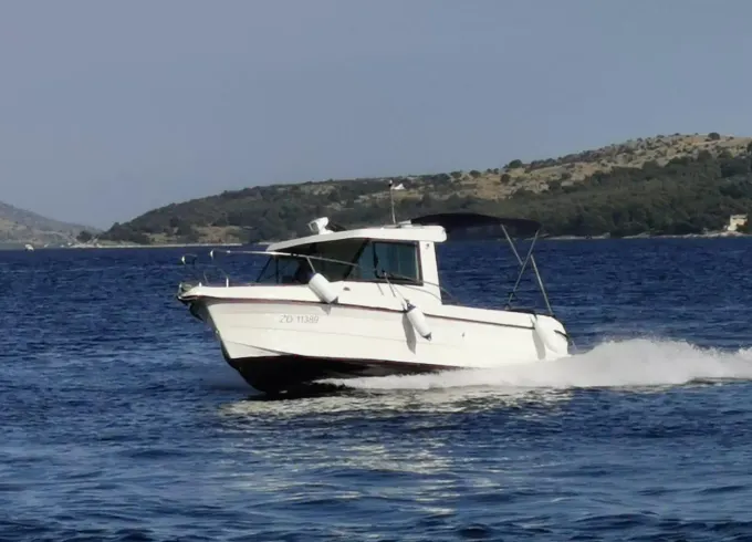 Rent Sas Vektor 700 Motor Yacht In Zadar, Croatia!