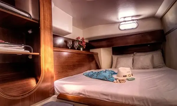 Charter 40' Fountaine Pajot Cruising Catamaran in Cancún, Quintana Roo