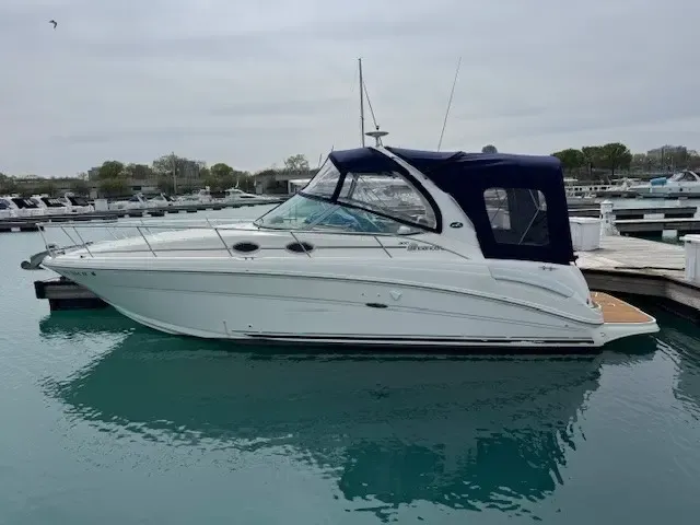 Lake Michigan Adventure on 33ft Sea Ray Sundancer Motor Yacht